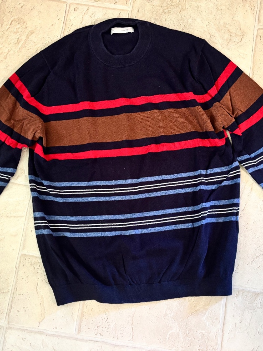 Men’s sweater cello size medium blue brown and red
